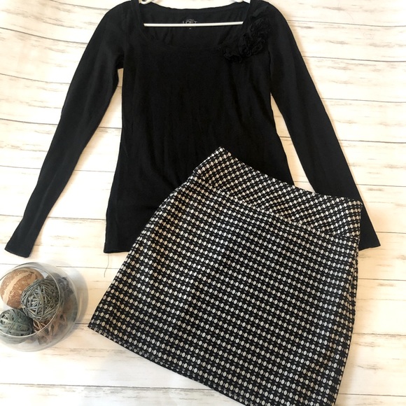 LOFT Dresses & Skirts - LOFT lot of long sleeve shirt & skirt size xs 00P